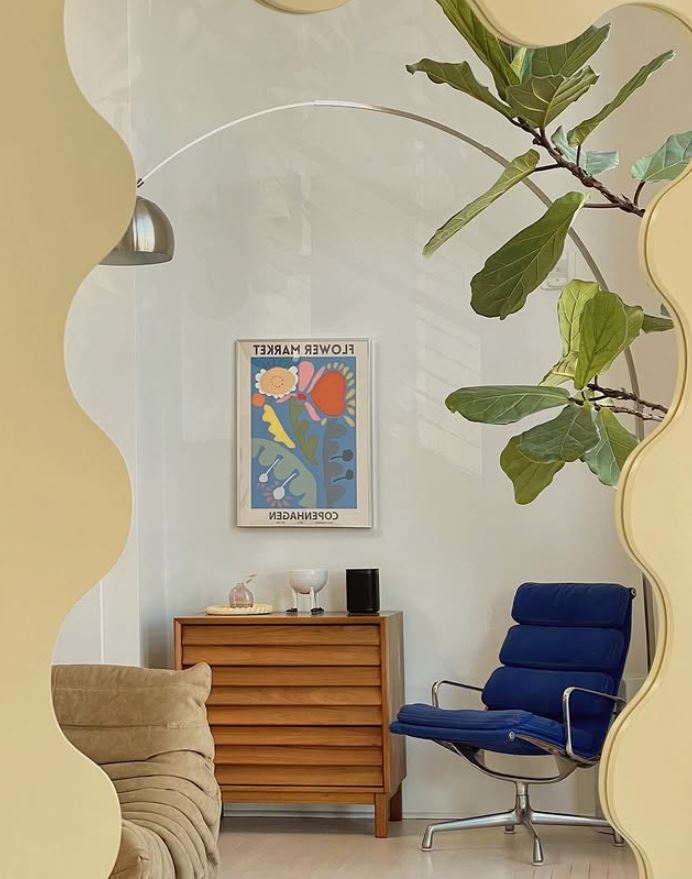 Mid-Century Modern Style: The Timeless Appeal of Iconic Chair Design