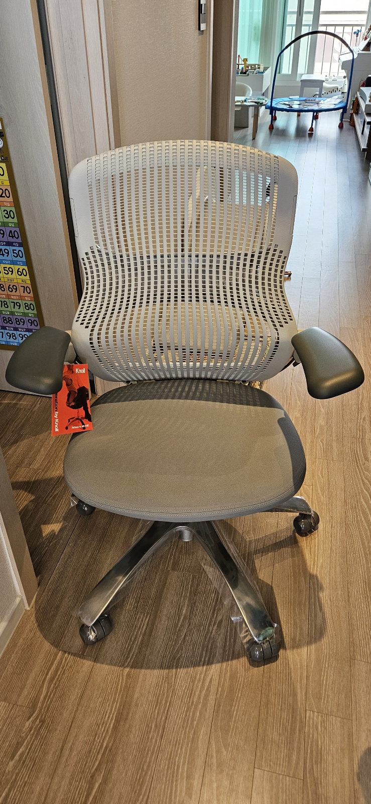 Knoll Generation Chair: A Premium Seating Solution for Corporate Offices