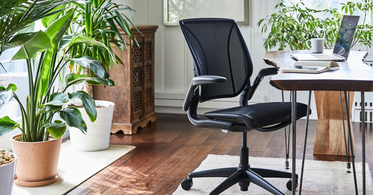 Humanscale World One2.jpg