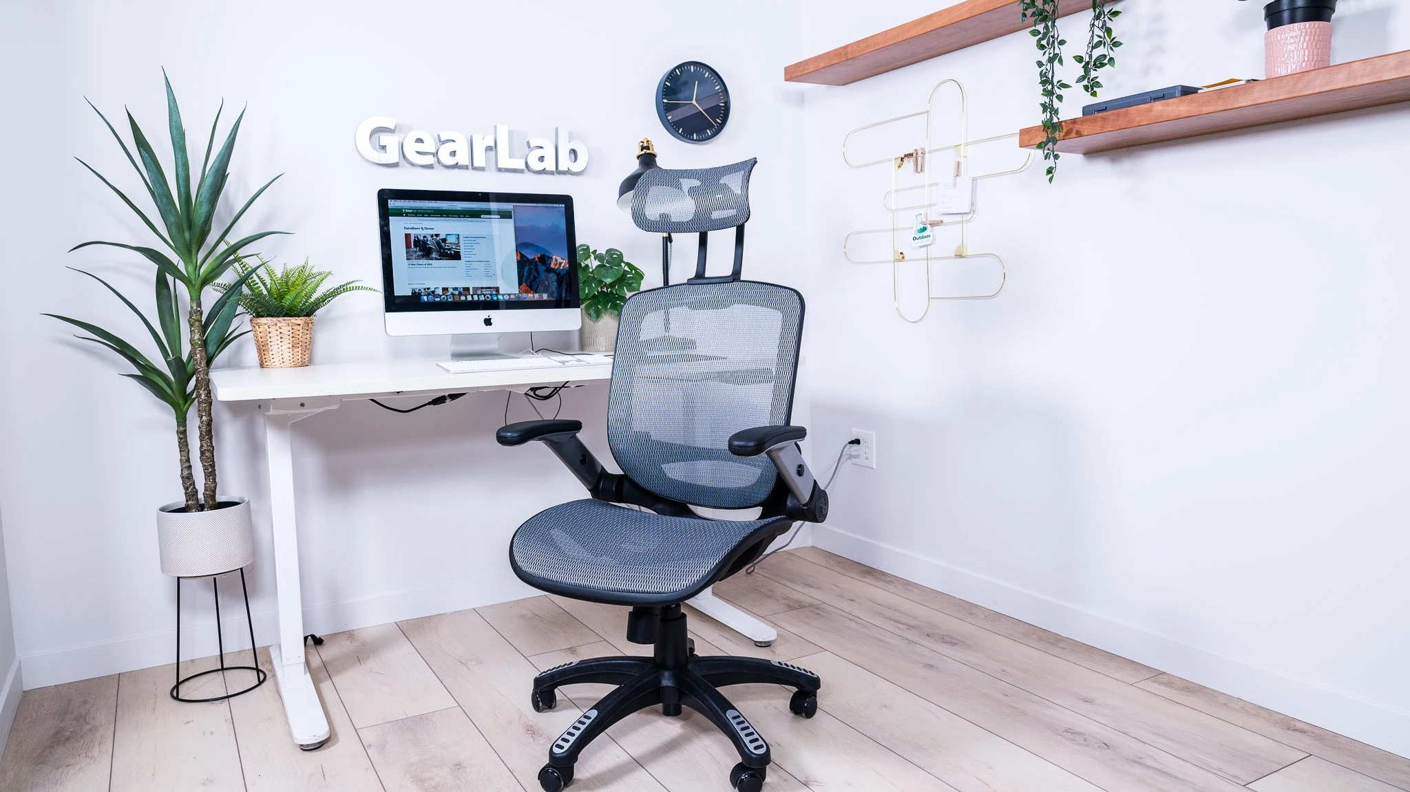 GABRYLLY Ergonomic Mesh High Back Review - TechGearLab
