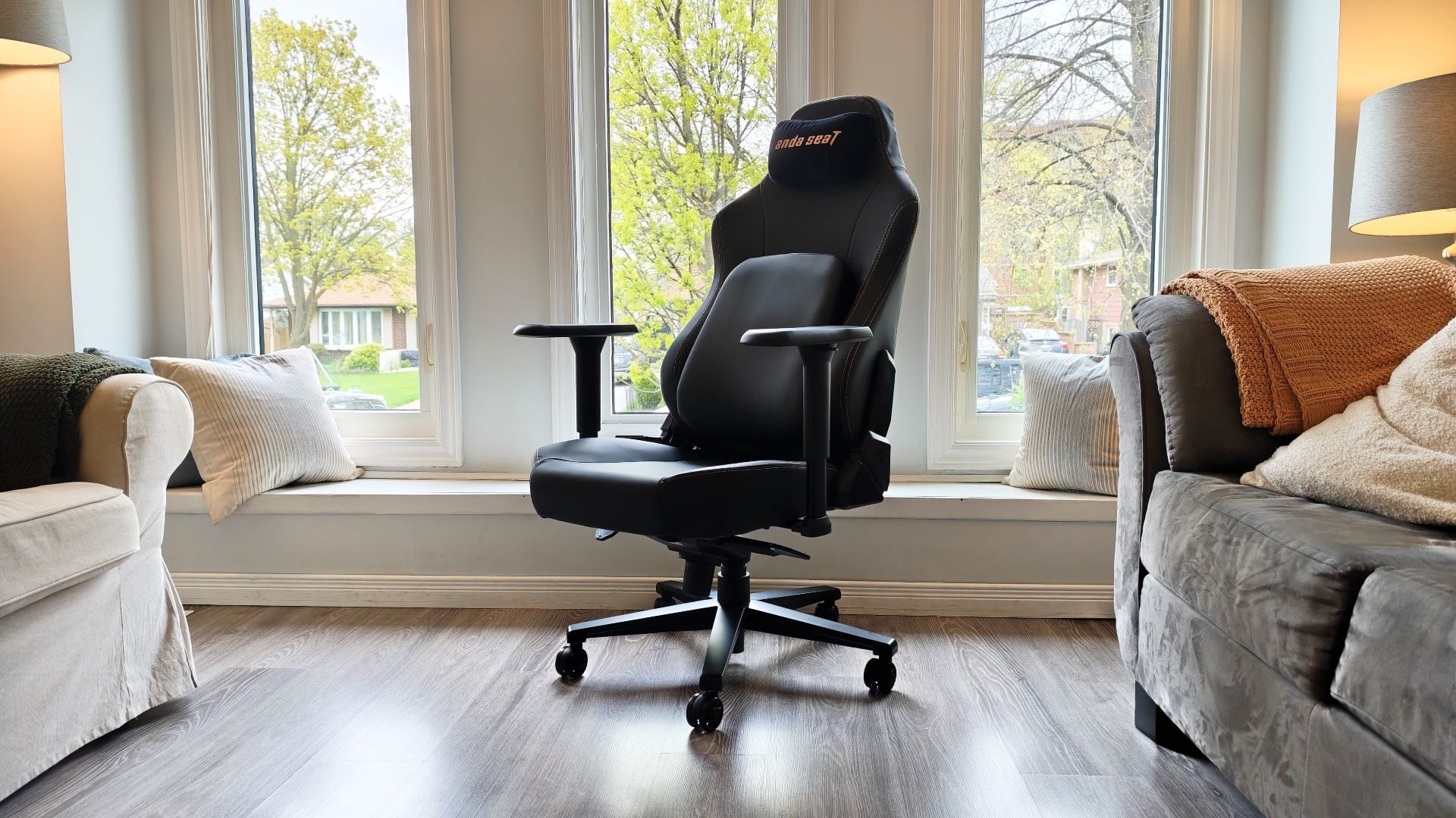 AndaSeat Phantom 4 Pro Gaming Chair Review - Comics Gaming Magazine