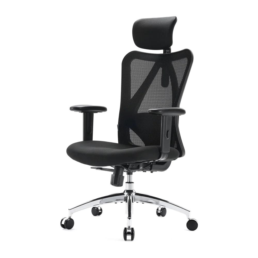 SIHOO M18 ergonomic office chair (black), front three-quarter view