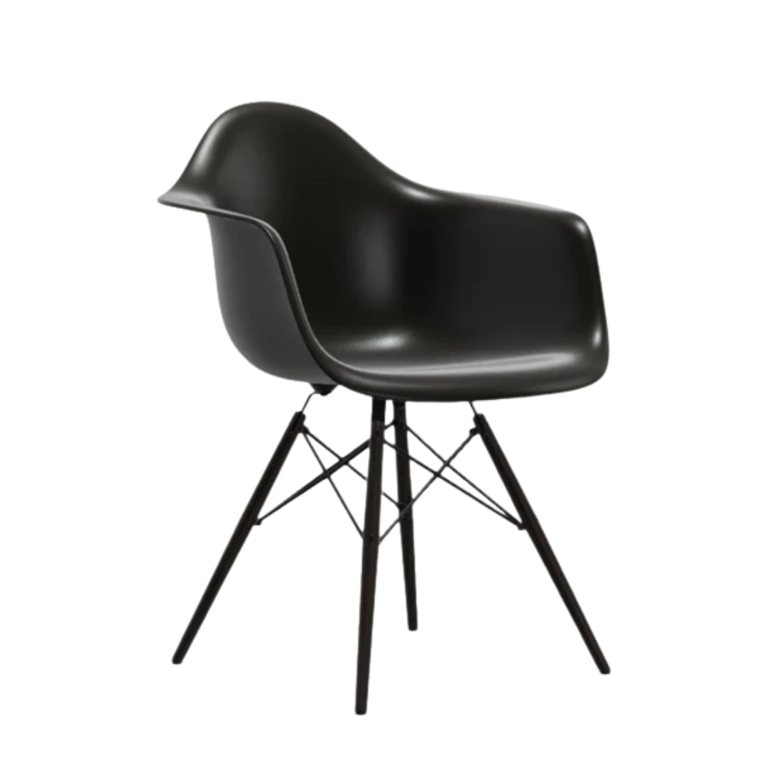 Vitra Eames Plastic Armchair DAW
